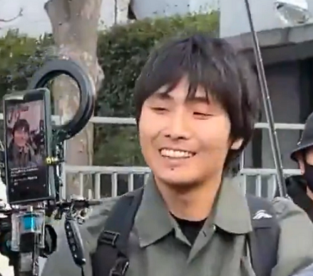 立花孝志1.png