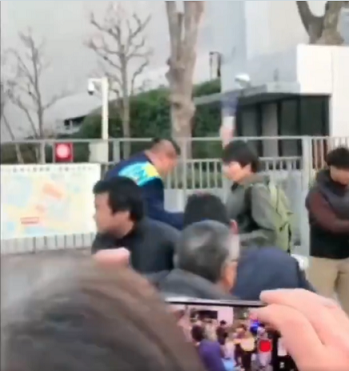 立花孝志4.png