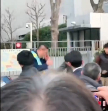 立花孝志8.png